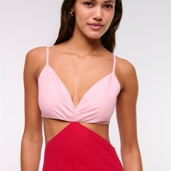 Abercrombie & Fitch Cutout Maxi Dress Size Medium NWT - Picture 3 of 12